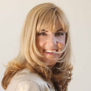 Meet your Posher, Joan